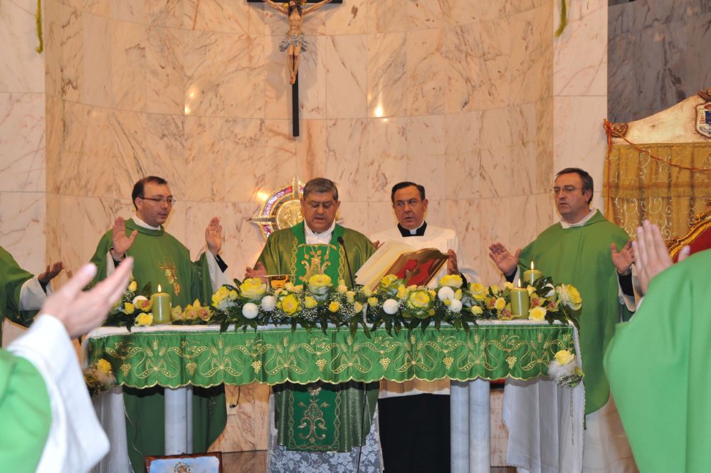 possesso-canonico-don-doriano-12-11-2011 (74)